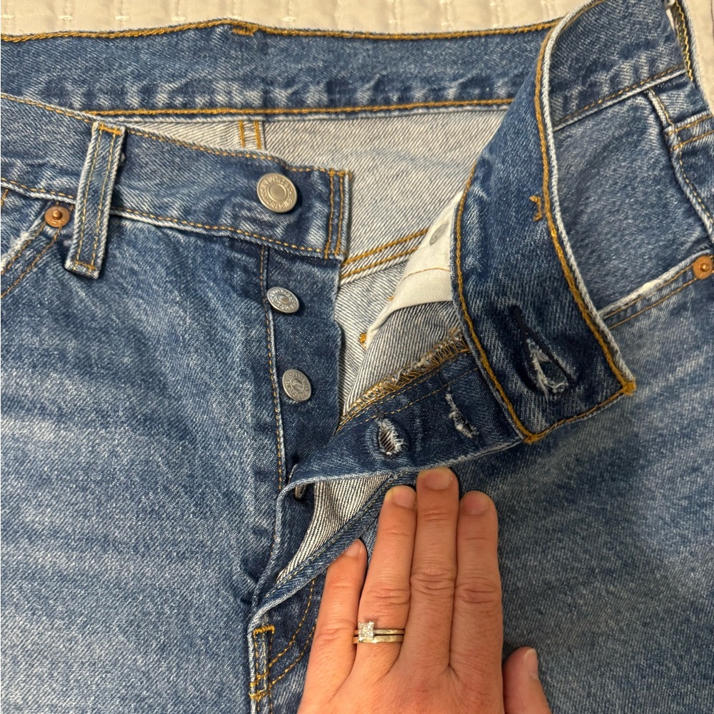 Levi’s 501 shorts - Picture 2 of 7